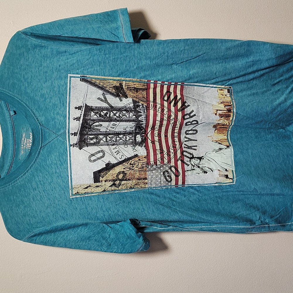 Tokyo Laundry Brand Green t-shirt size Large